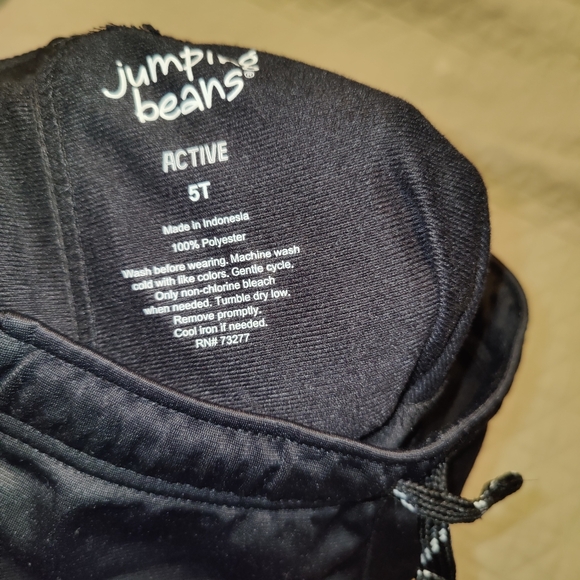 2 boys pants size 5 new with tags on its - Picture 11 of 11